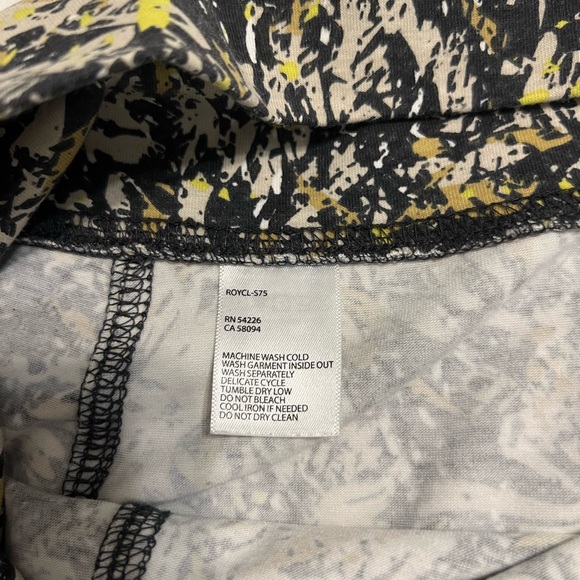 Royal Robbins skirt and tank top - Picture 3 of 5